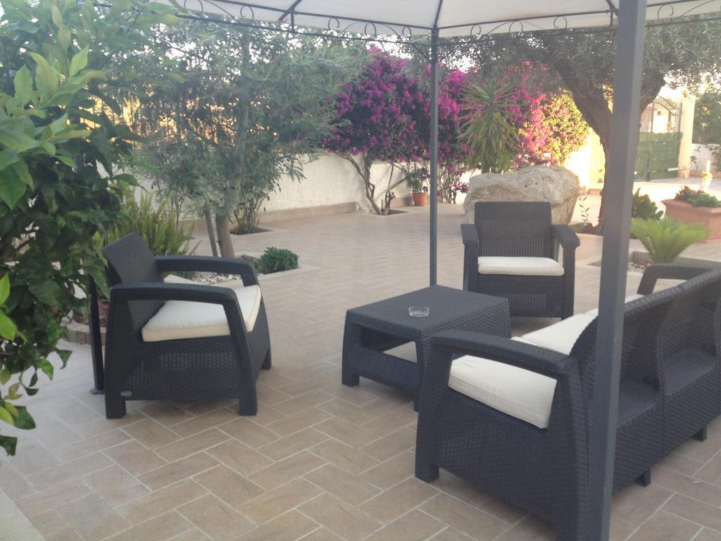 Riaci B&B Villa Isa מראה חיצוני תמונה